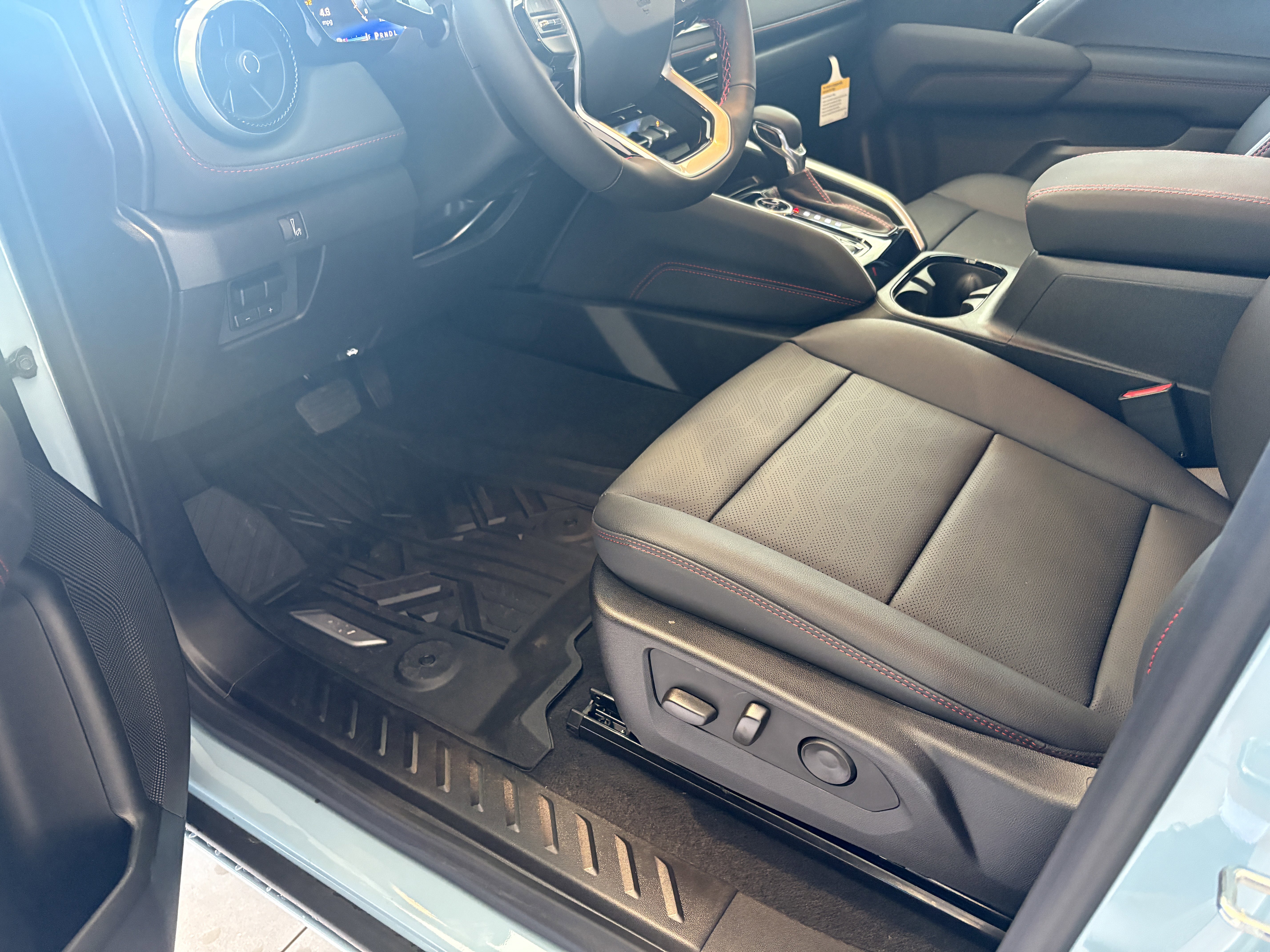 New 2026 Chevrolet Colorado Z71 w/ Technology Package image 9