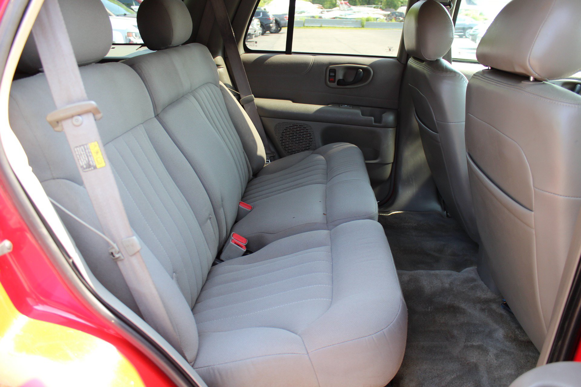 Used 2004 Chevrolet Blazer LS w/ Preferred Equipment Group AWD/4WD image 38
