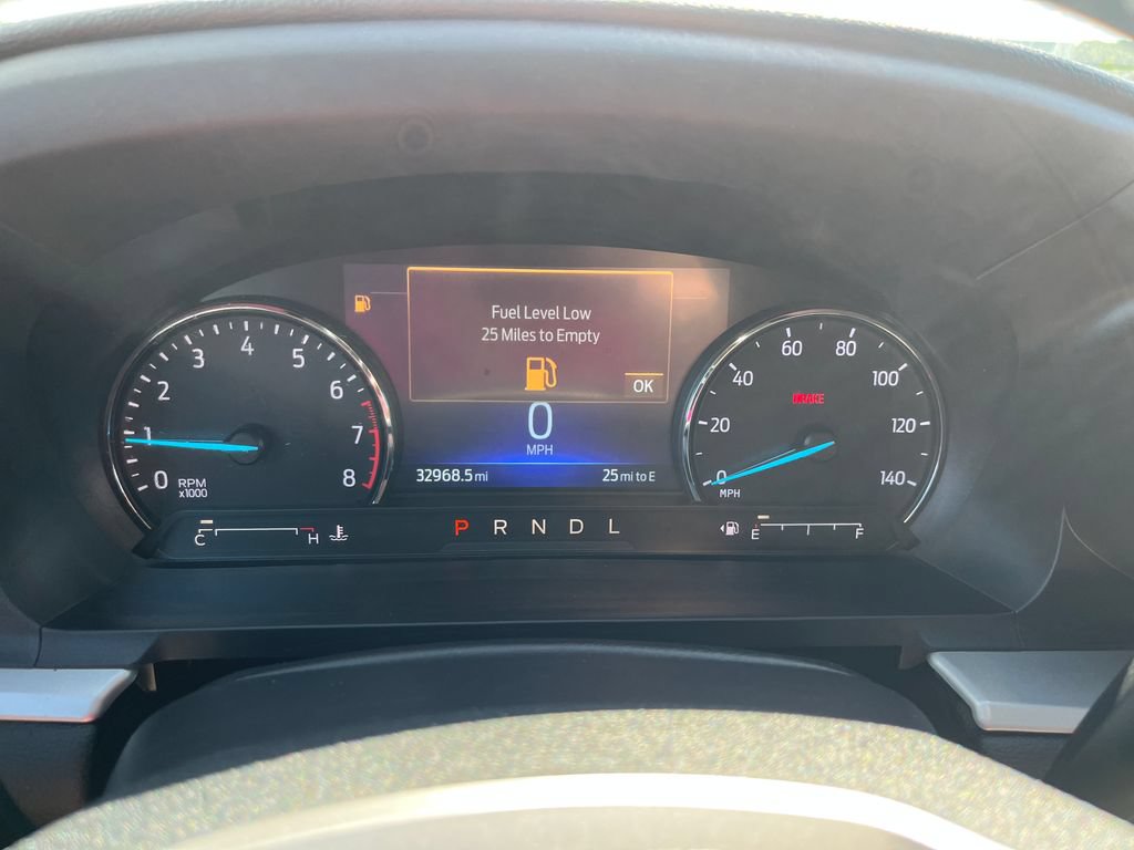 Used 2022 Ford Explorer XLT w/ Equipment Group 202A AWD/4WD image 15