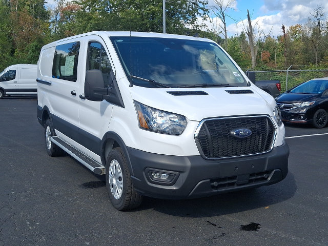 Certified 2025 Ford Transit 250 Low Roof w/ Exterior Upgrade Package RWD image 2