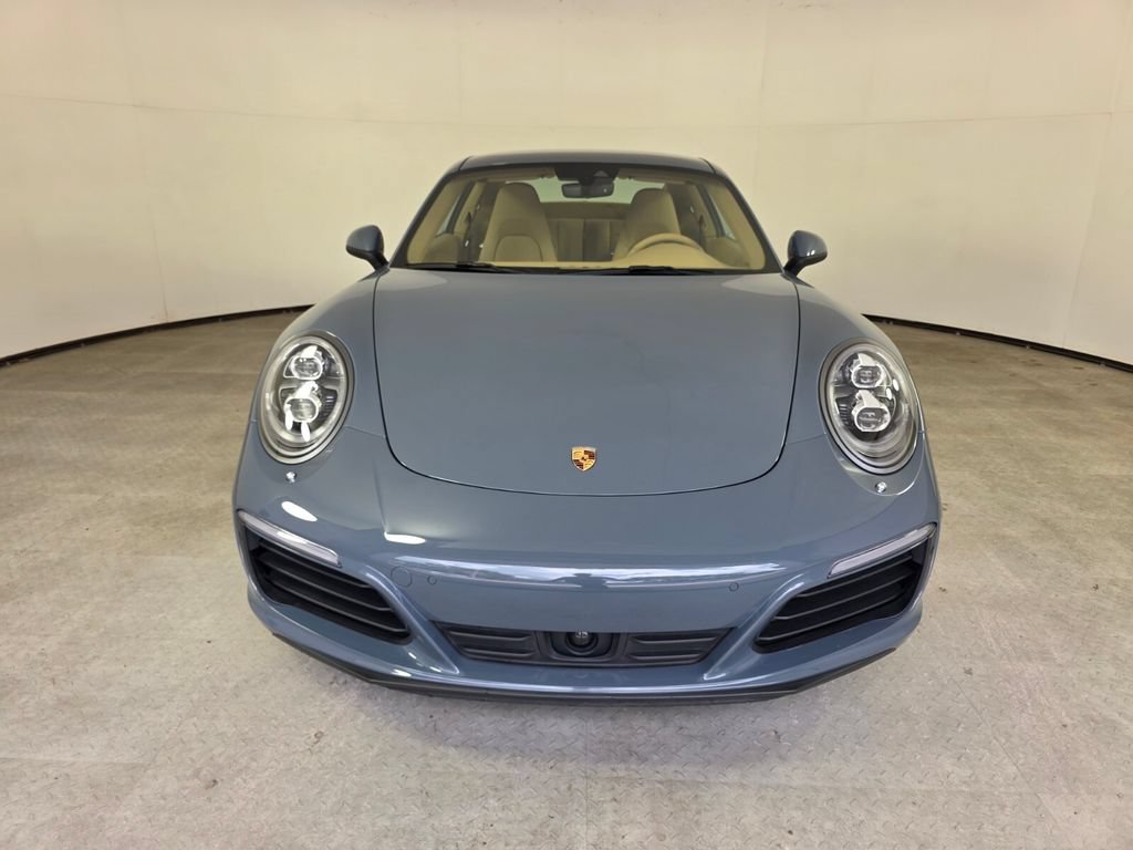 Used 2017 Porsche 911 Carrera RWD image 2