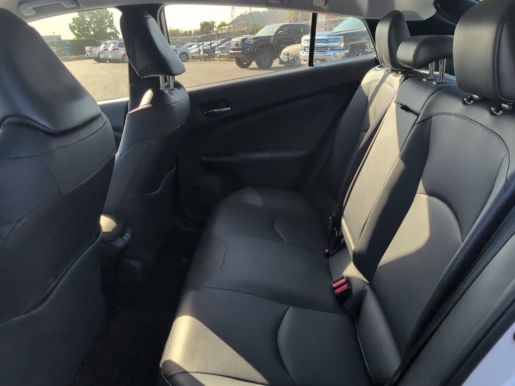 Certified 2019 Toyota Prius XLE w/ Advanced Technology Package AWD/4WD image 10