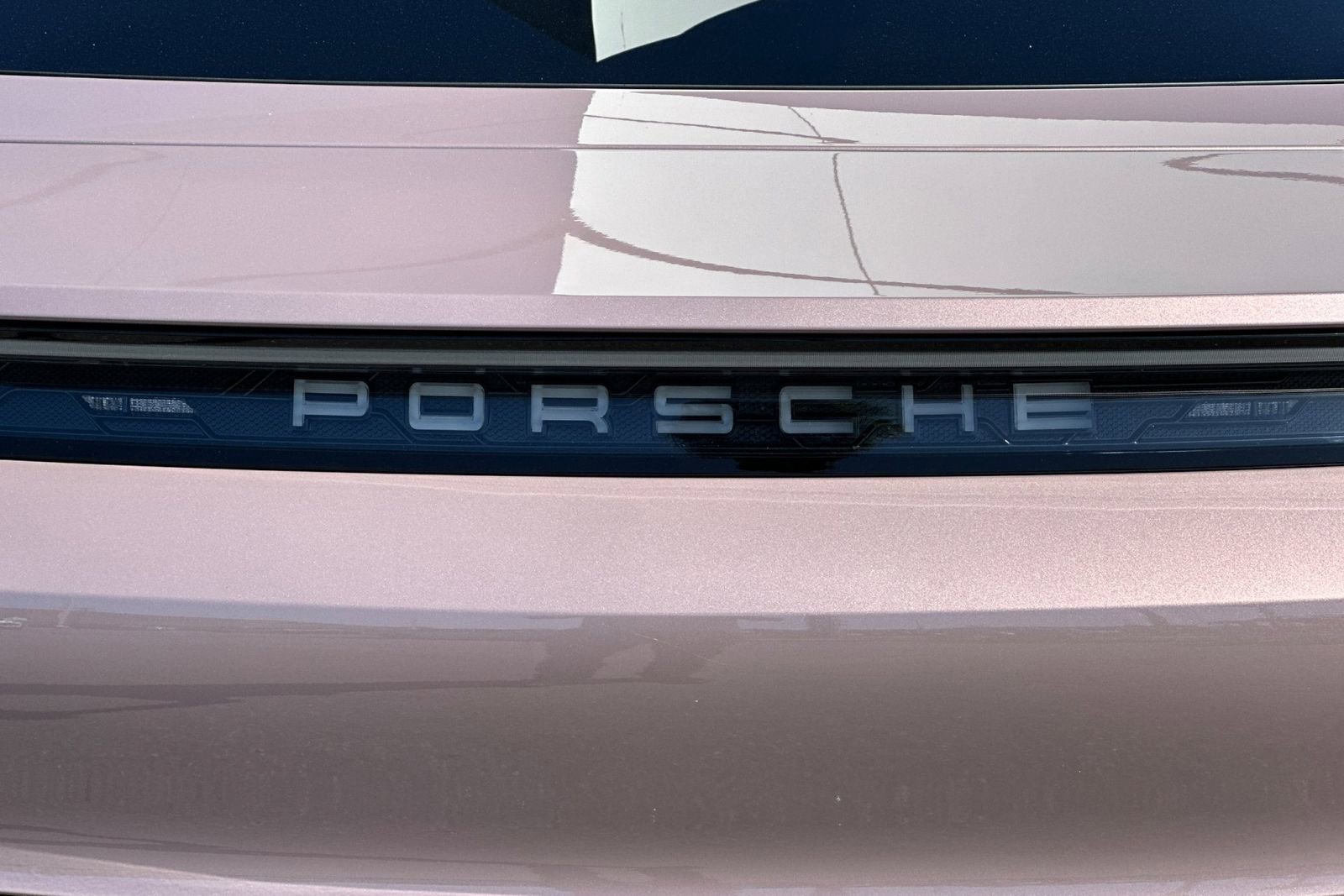 New 2026 Porsche Taycan RWD image 39