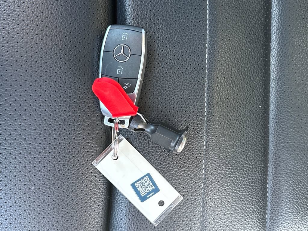 Used 2019 Mercedes-Benz C 300 C 300 image 29