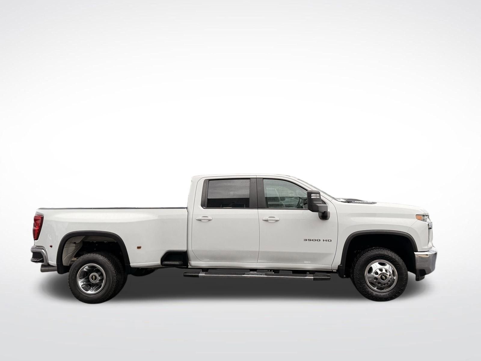 Used 2023 Chevrolet Silverado 3500 LT w/ Convenience Package image 4