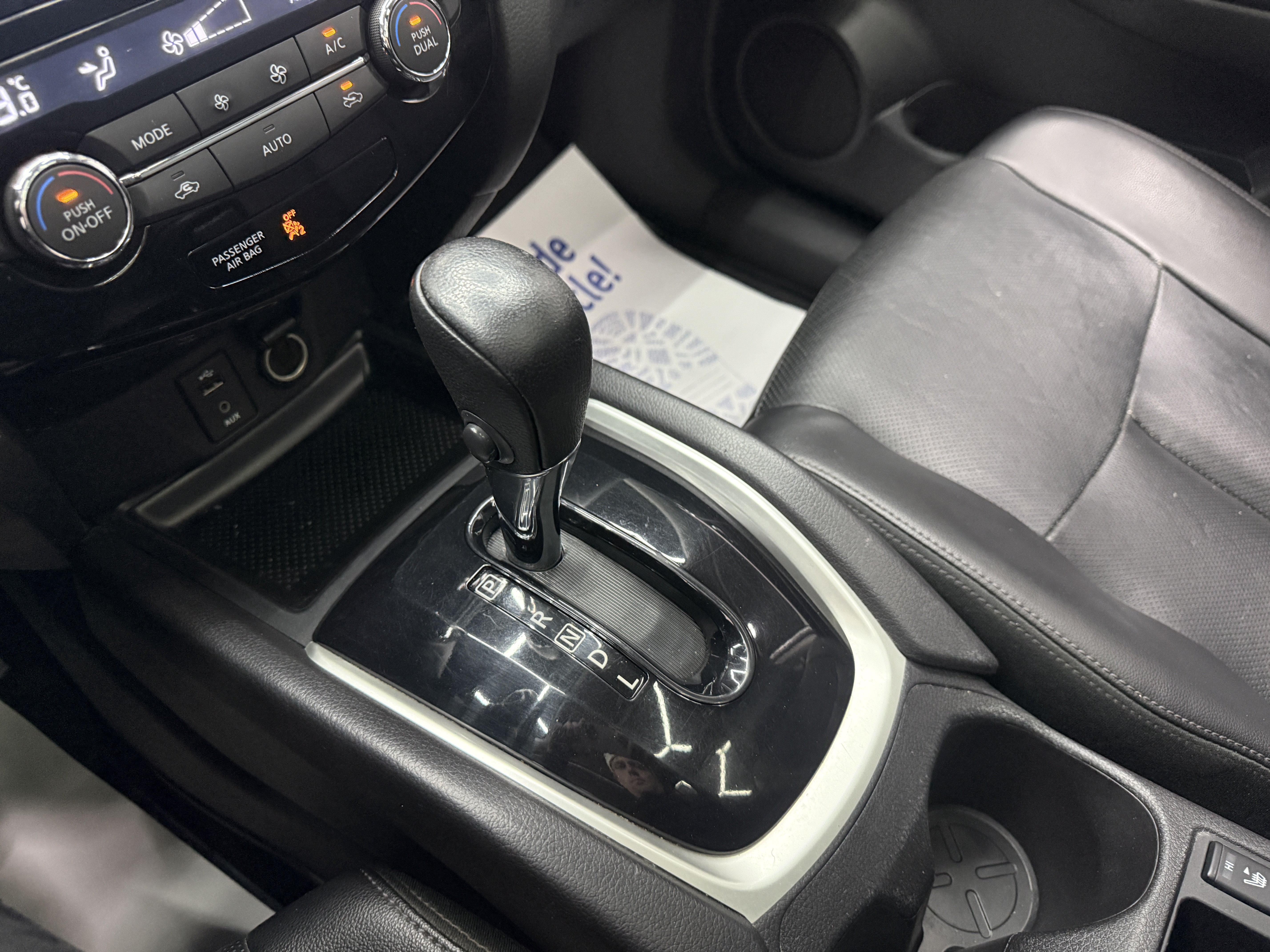 Used 2016 Nissan Rogue S w/ Appearance Package AWD/4WD image 17