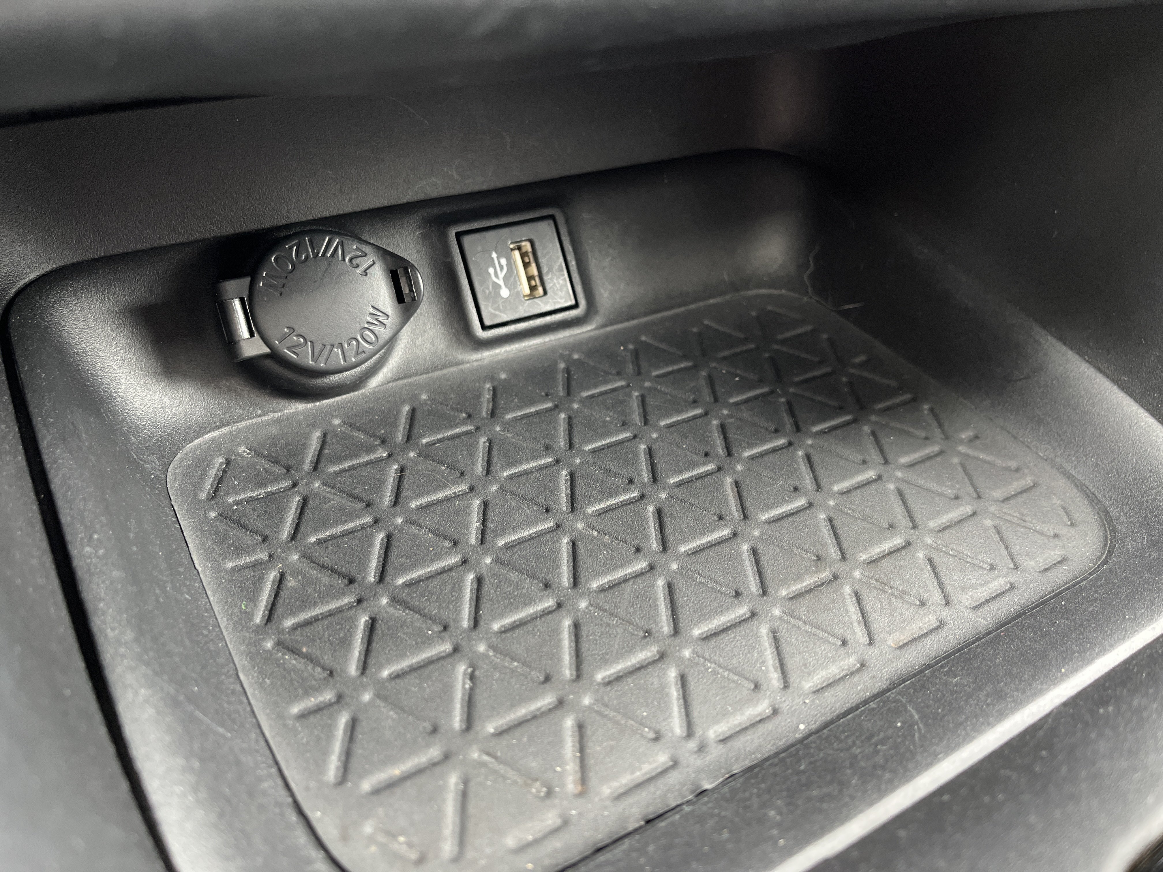 Used 2023 Toyota RAV4 XLE Premium AWD/4WD image 20