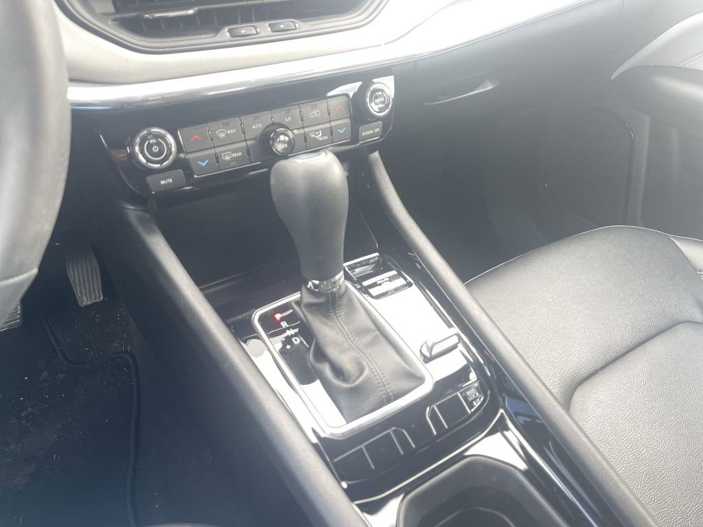 Used 2024 Jeep Compass Limited image 31