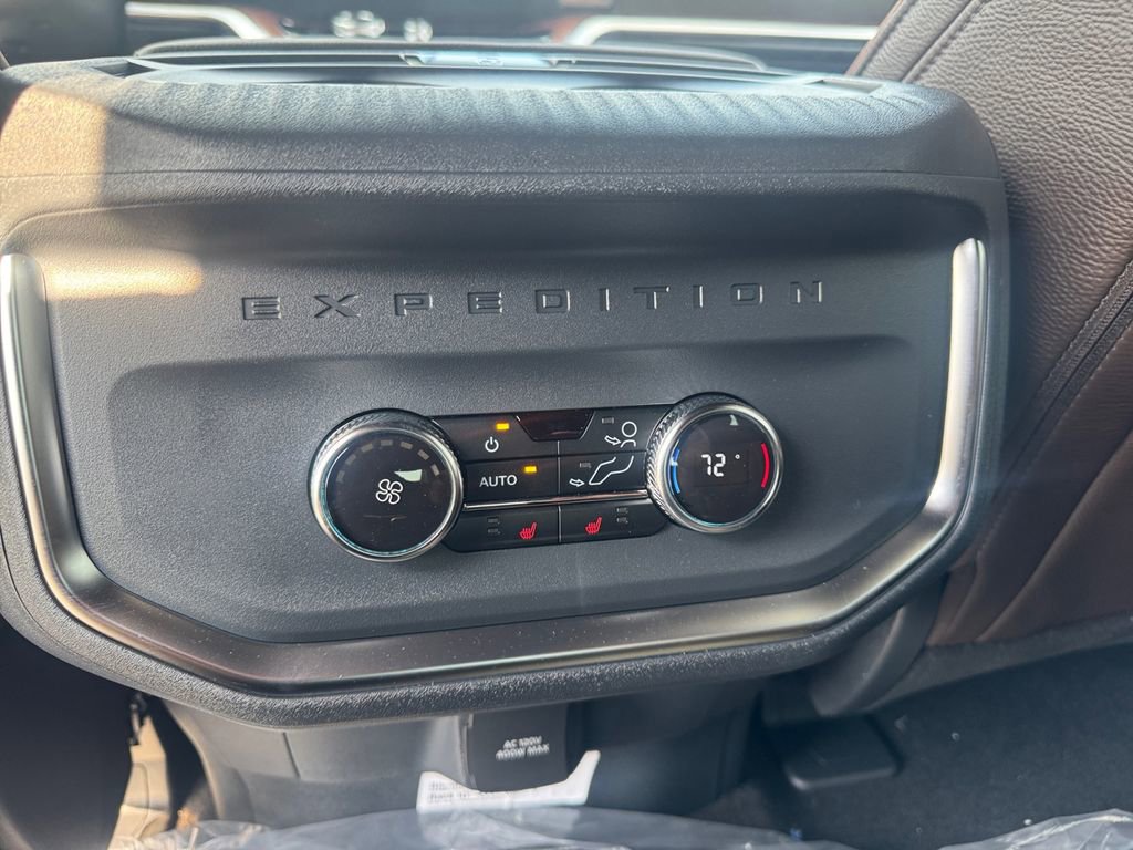 New 2026 Ford Expedition Max King Ranch image 23