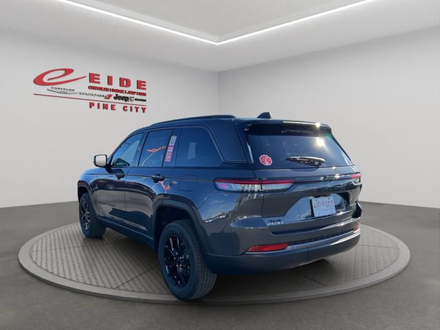 New 2026 Jeep Grand Cherokee Altitude AWD/4WD image 3