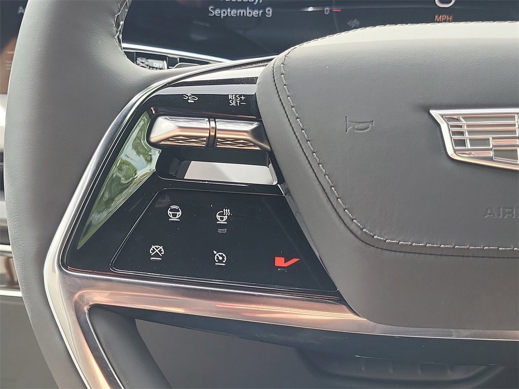 New 2026 Cadillac Vistiq Platinum image 14