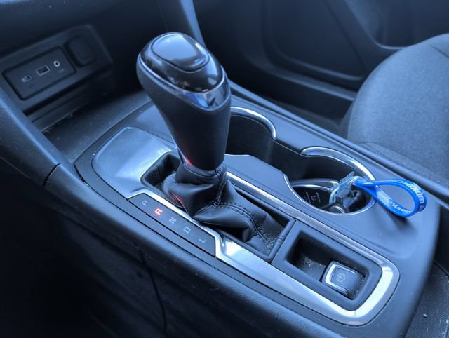 Used 2020 Chevrolet Equinox LT FWD image 24