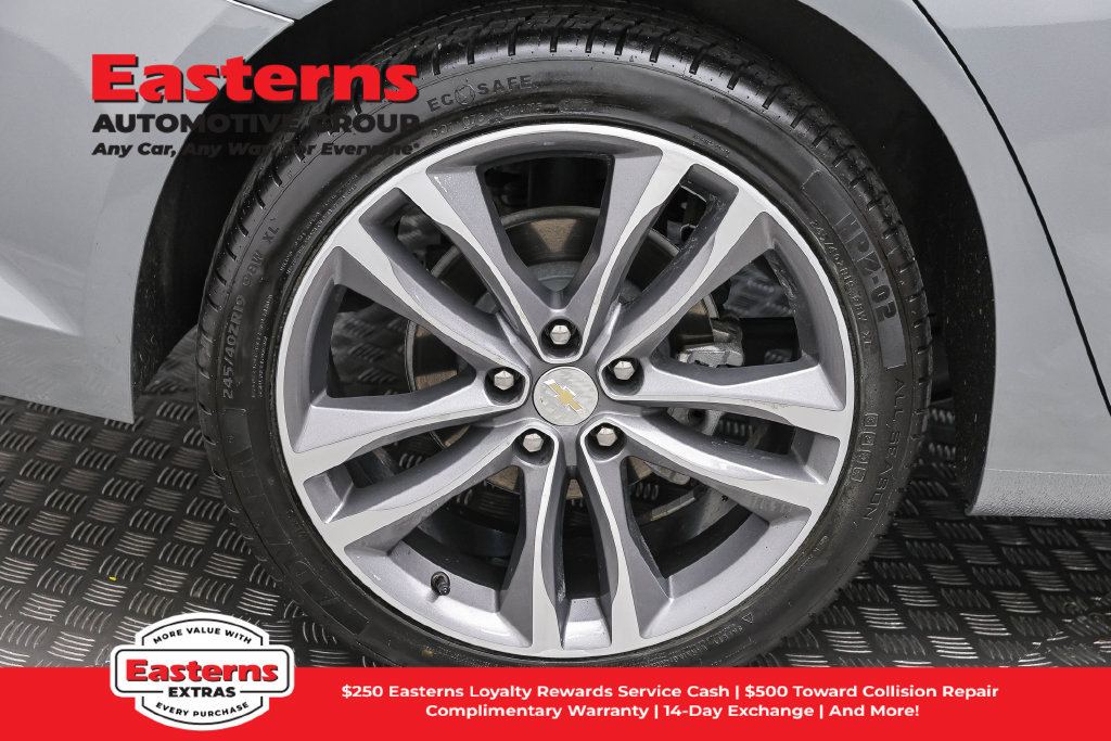 Used 2024 Chevrolet Malibu LT FWD image 33