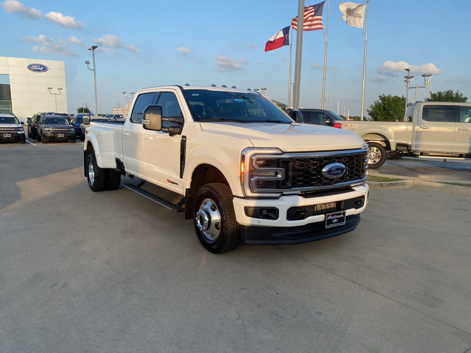 New 2026 Ford F350 Platinum AWD/4WD image 8
