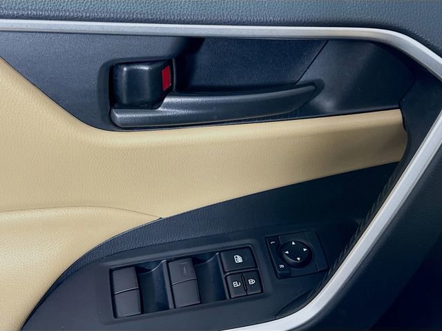 Used 2020 Toyota RAV4 LE w/ All Weather Liner Package image 18