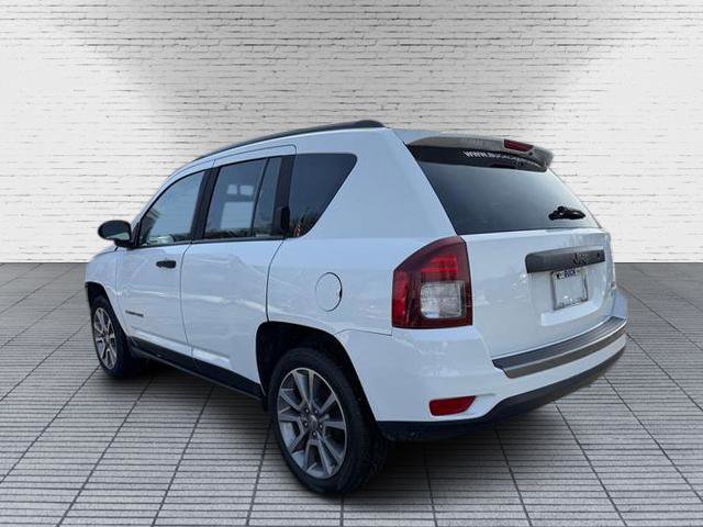 Used 2016 Jeep Compass Sport image 2