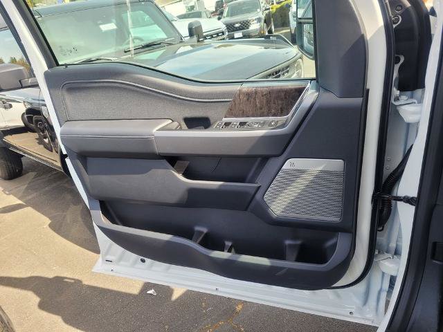 New 2026 Ford F250 Lariat w/ Lariat Ultimate Package AWD/4WD image 39