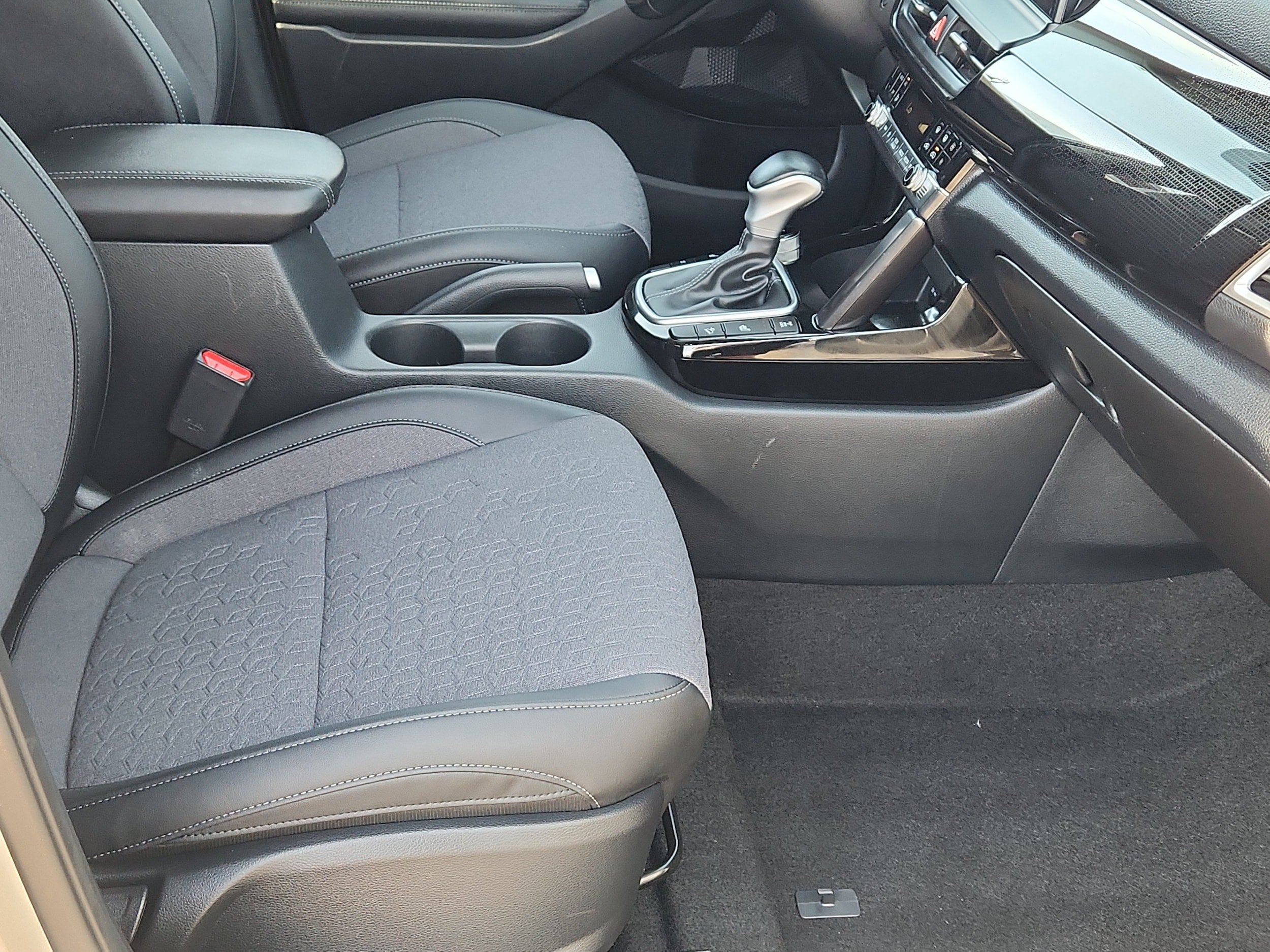 Used 2024 Kia Seltos S AWD/4WD image 13