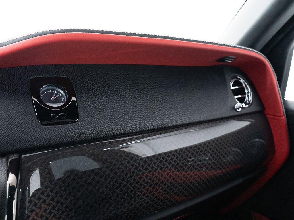 Certified 2023 Rolls-Royce Cullinan Black Badge w/ Driver's Package image 47