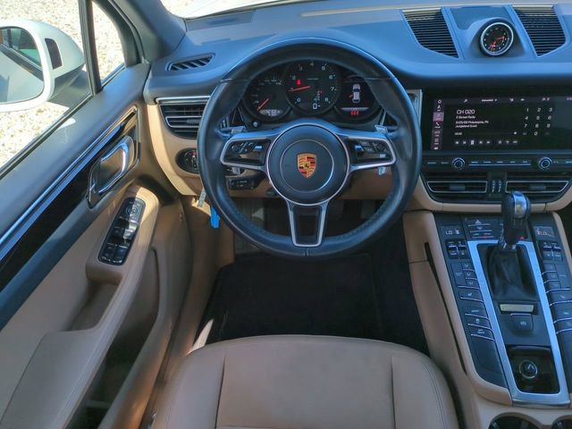 Used 2021 Porsche Macan image 16