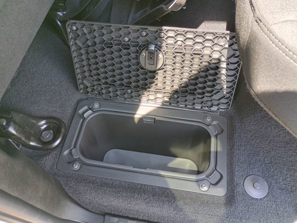 Used 2024 RAM 3500 Big Horn w/ Night Edition image 22