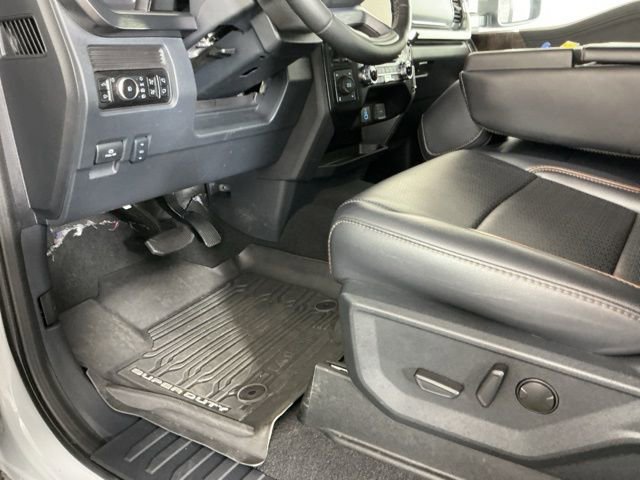 Certified 2025 Ford F350 Lariat w/ Black Appearance Package image 18
