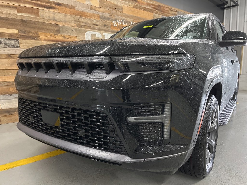 New 2026 Jeep Grand Wagoneer L Limited image 8