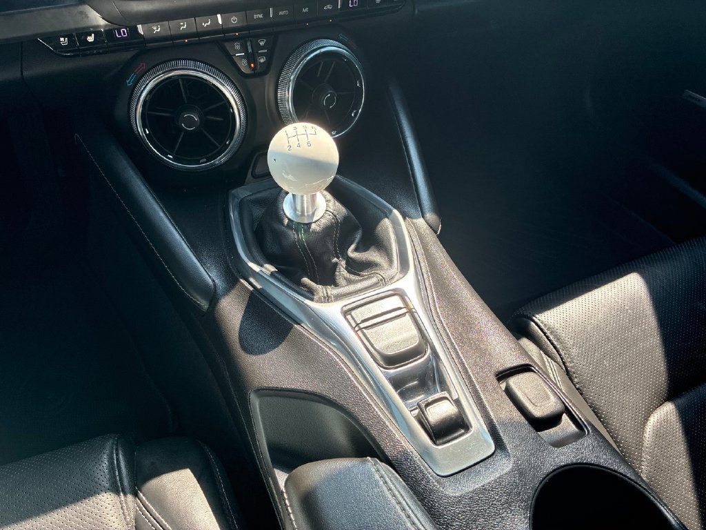 Used 2017 Chevrolet Camaro SS RWD image 16