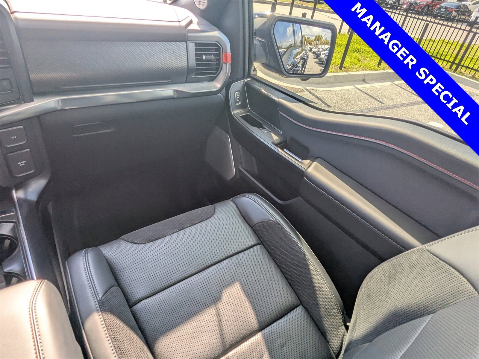 Used 2025 Ford F150 Raptor image 18