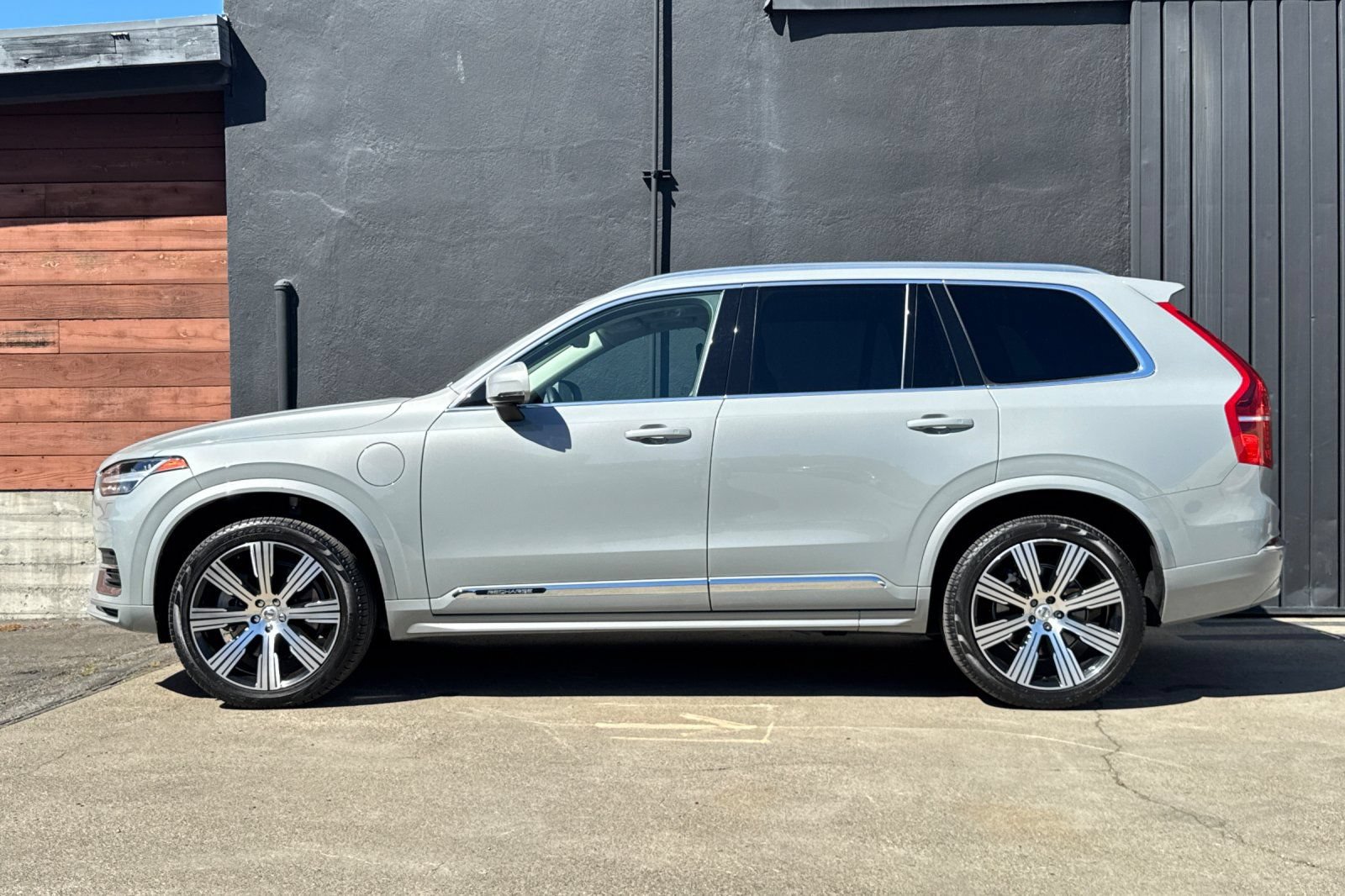 Used 2024 Volvo XC90 T8 Core w/ Protection Package Premier AWD/4WD image 5