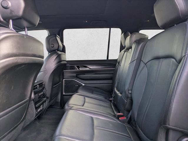 Used 2024 Jeep Wagoneer L 2WD w/ Premium Group I image 16