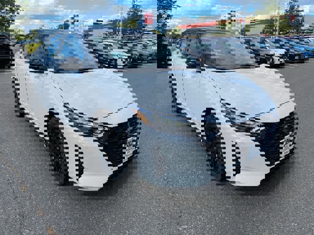 New 2025 Nissan Sentra SR