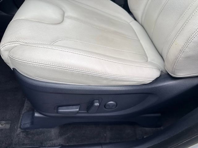 Used 2021 Hyundai Palisade SEL w/ Premium Package image 12