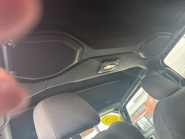 Used 2018 Jeep Wrangler Unlimited Sport S image 25