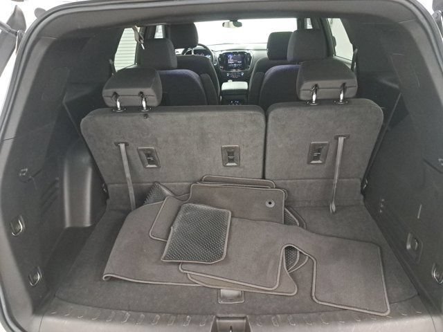 Used 2023 Chevrolet Traverse LT FWD image 11