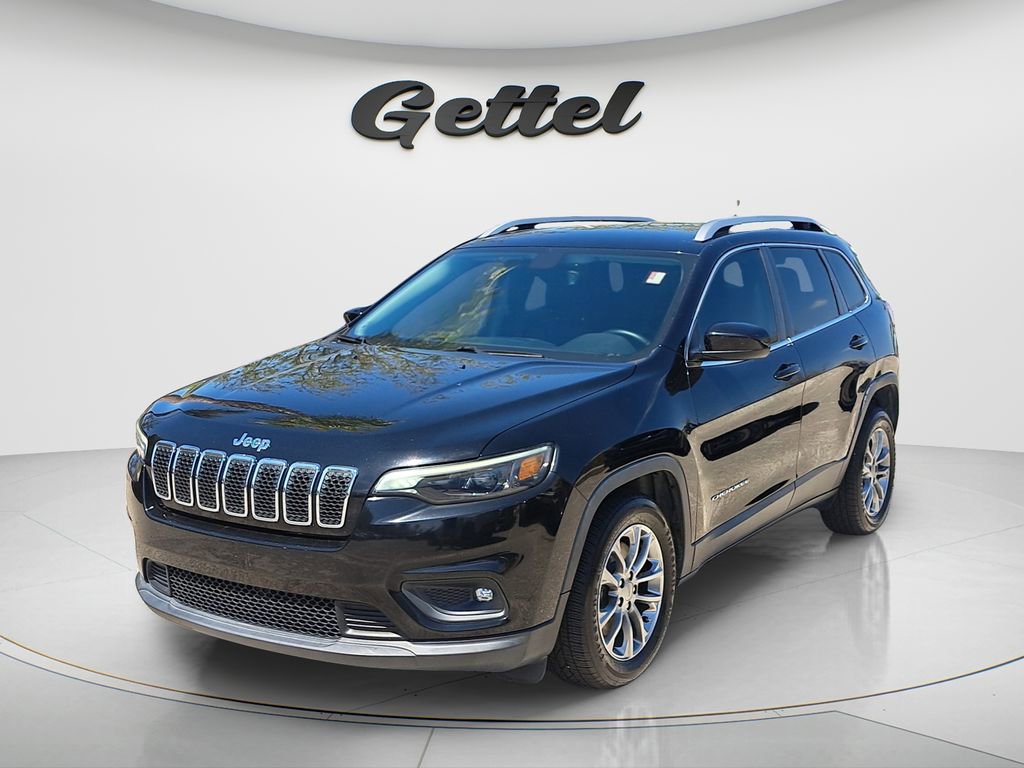 Used 2019 Jeep Cherokee Latitude Plus w/ Comfort/Convenience Group