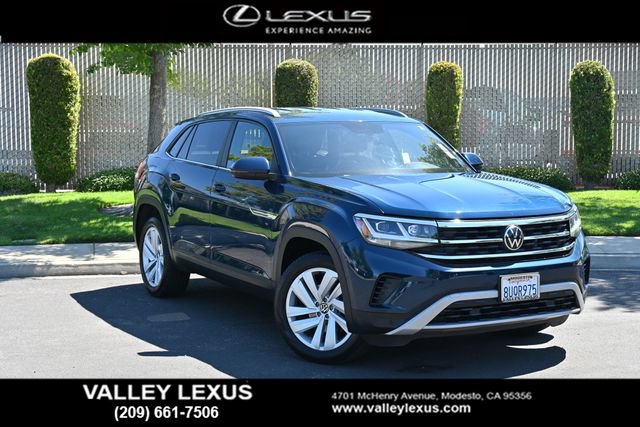 Used 2020 Volkswagen Atlas Cross Sport SE AWD/4WD image 1