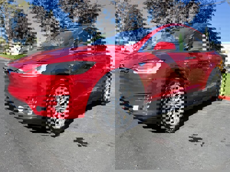 Used 2016 Tesla Model X Performance image 8