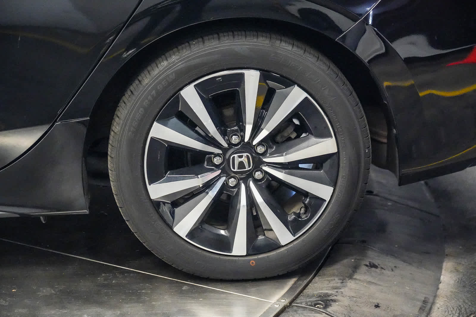 Used 2022 Honda Civic EX-L image 10