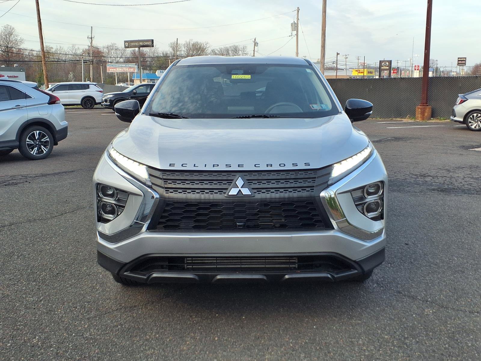 Used 2024 Mitsubishi Eclipse Cross LE image 9
