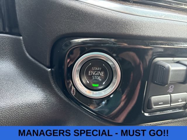 Used 2025 Chevrolet Silverado 2500 LT w/ Convenience Package AWD/4WD image 10