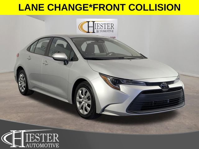 Used 2023 Toyota Corolla LE image 1