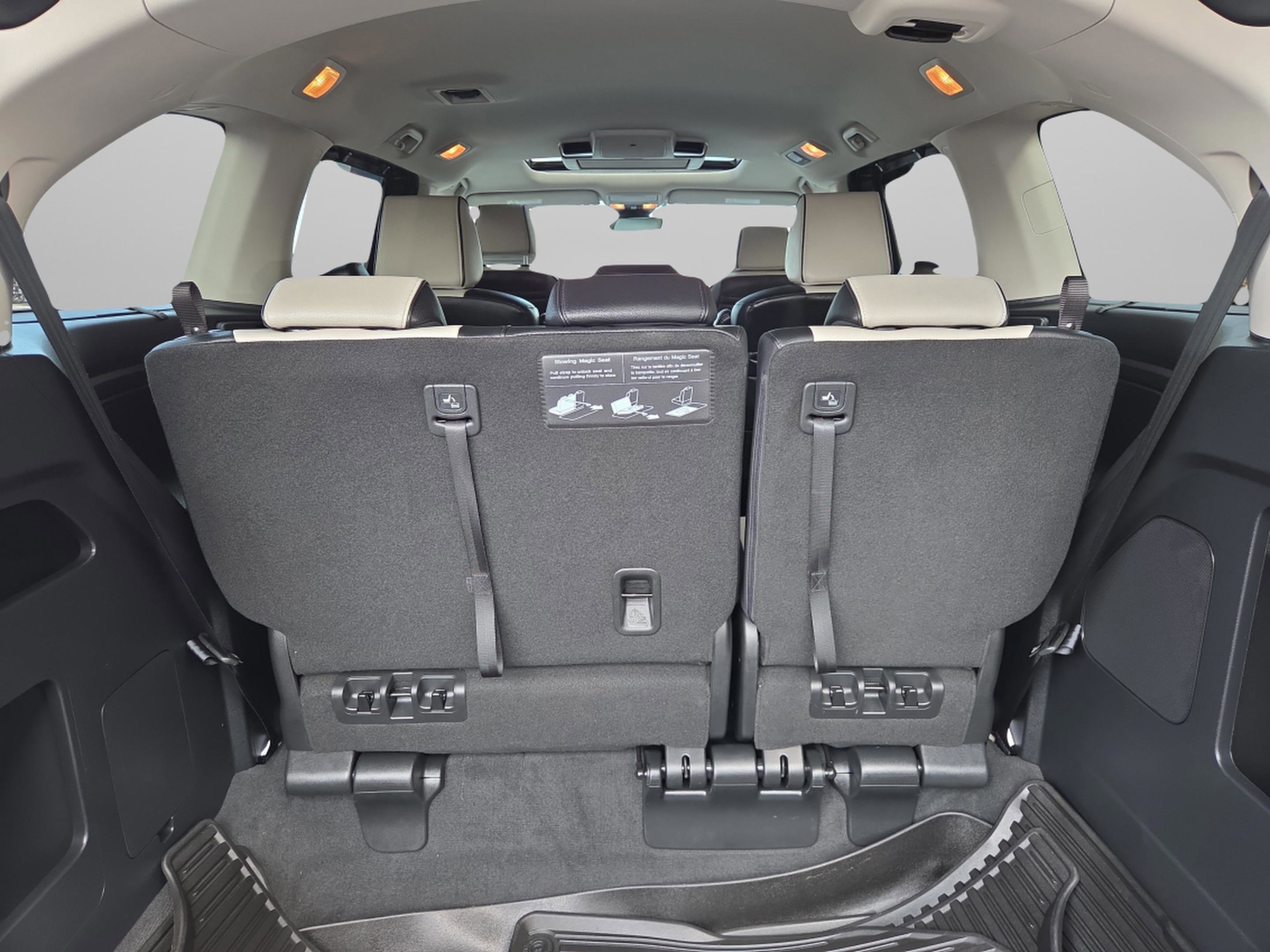Used 2025 Honda Odyssey Elite image 33