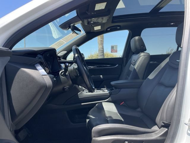 Used 2024 Cadillac XT6 Premium Luxury w/ Technology Package AWD/4WD image 19