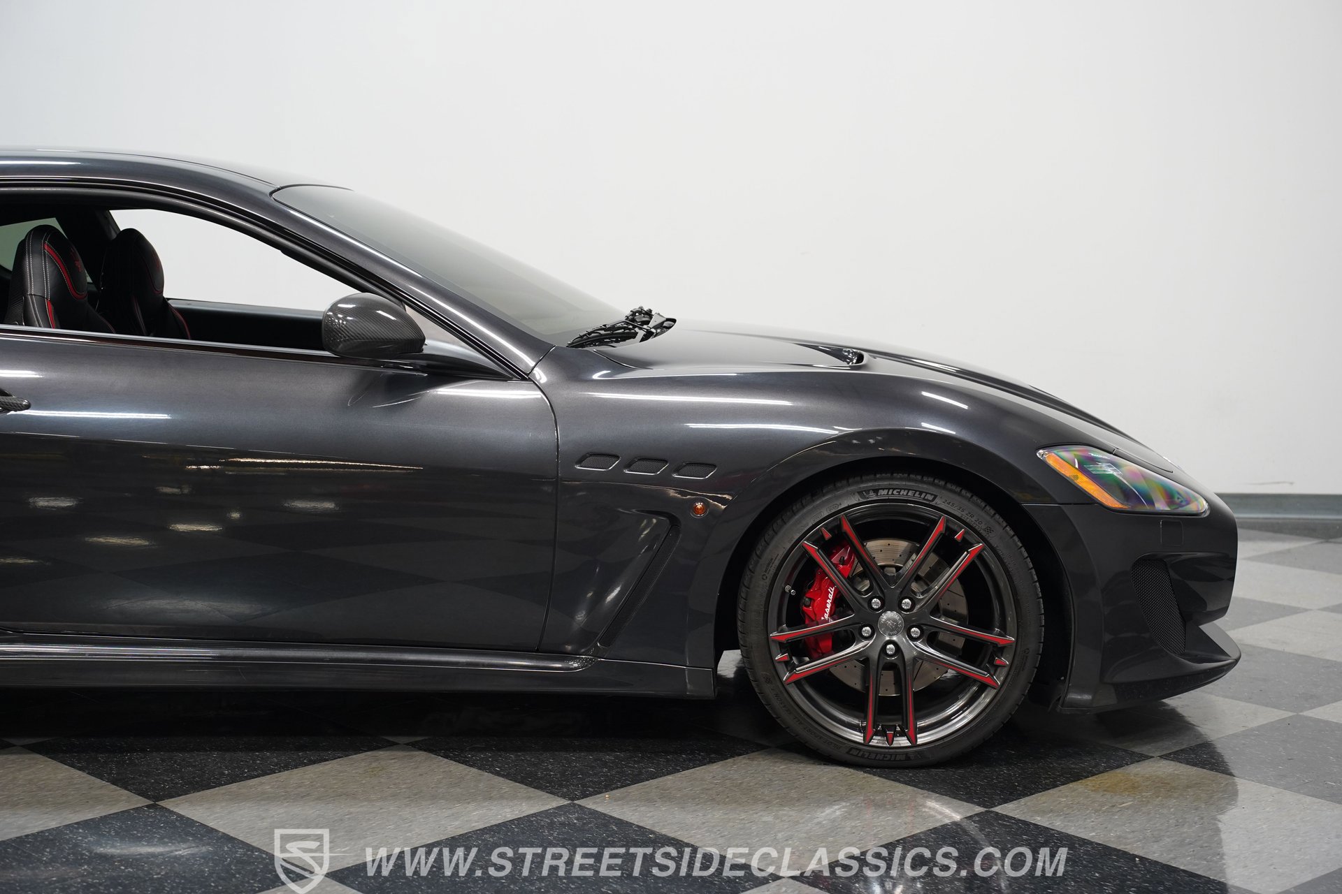 Used 2015 Maserati GranTurismo MC Centennial image 29