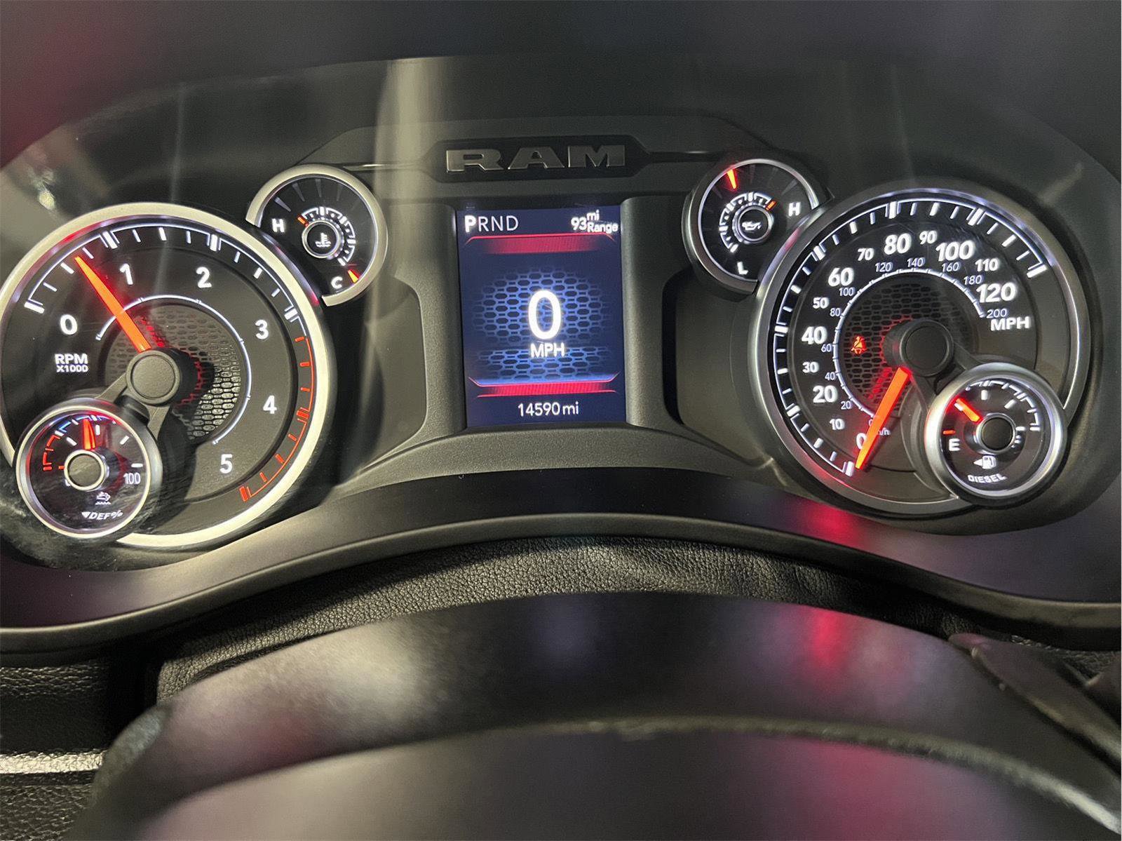 Used 2025 RAM 3500 Big Horn image 30