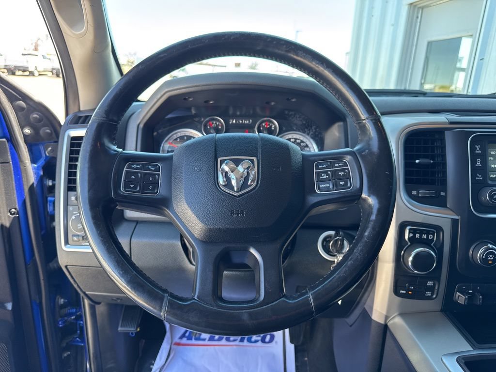 Used 2015 RAM 1500 Classic SLT w/ Luxury Group AWD/4WD image 16