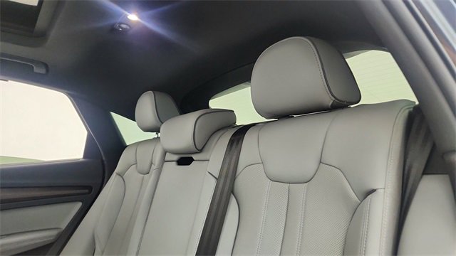 Used 2024 Audi Q5 2.0T Premium Plus w/ Premium Plus Package image 31