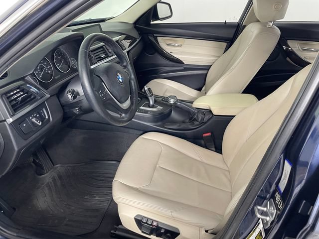 Used 2015 BMW 328i xDrive Sedan AWD/4WD image 2