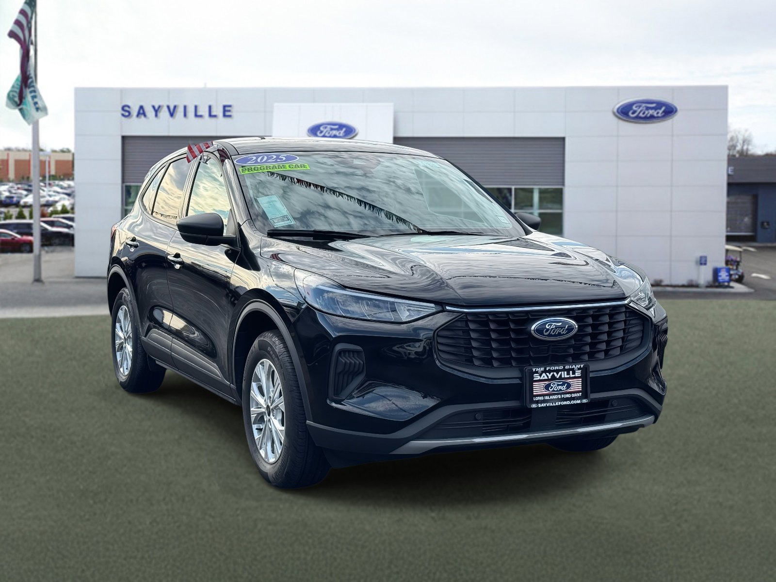 Used 2025 Ford Escape Active w/ Cold Weather Package image 2